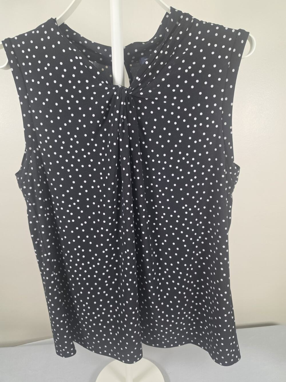 Tommy Hilfiger Women’s M Black White Polka Dot Sleeveless Tie Neck Blouse